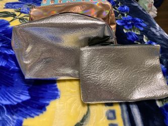 Ipsy make-up bag set