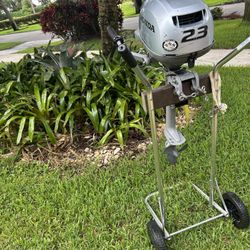 Honda 2.3hp Outboard - Very Low Hours