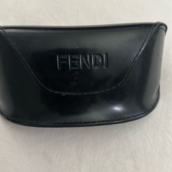 FENDİ SUNGLASSES