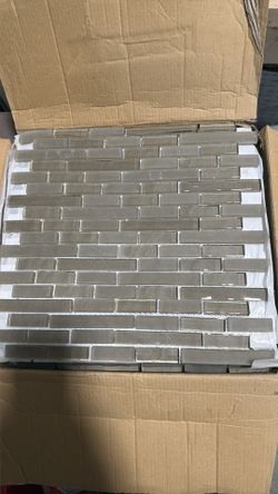 Backsplash tile