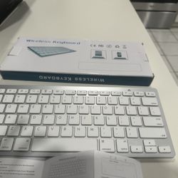 Wireless Keyboard For iPad Or iPhone