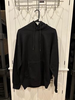 Plain Black Medium Pullover Hoodie