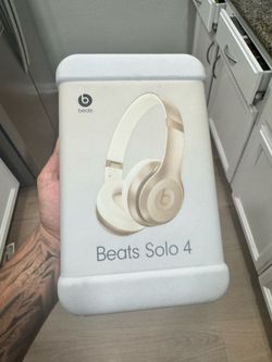 BEATS SOLO 4🎧⭐️