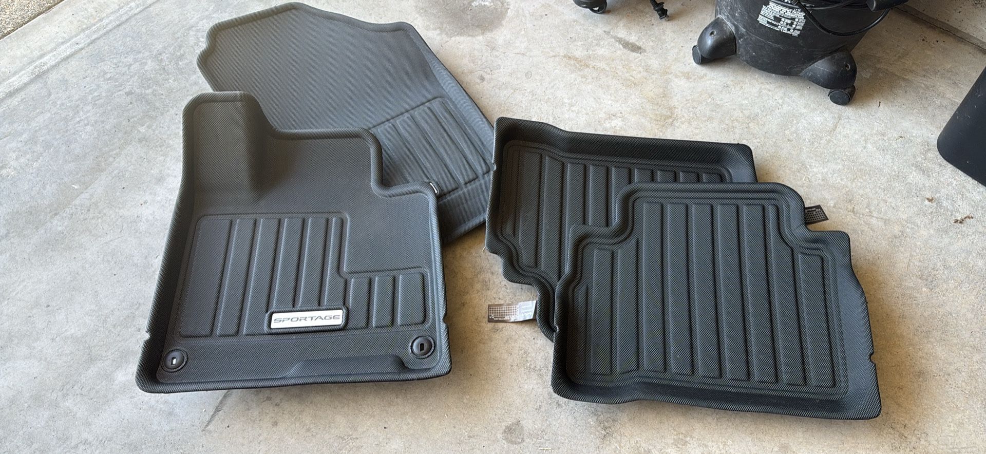 2023-2025 Kia Sportage Fitted All Season Floor Mats
