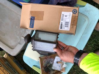 Porch lights and vanity light( new)
