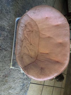 Pink bench