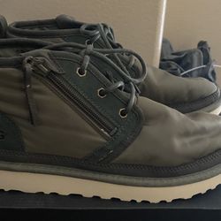 Brand New Men’s Ugg Boots Size 10