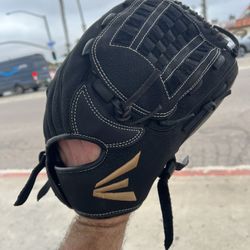 Easton Prime 12.5" Slow Pitch Softball Glove: PM1250SP Was $60