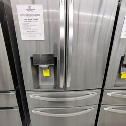 WEEKEND SPECIAL! LG 30 Cu. Ft. 4-Door French Door Refrigerator Full Convert Drawer, SMART Cooling and Craft Ice, PrintProof Stainless Steel