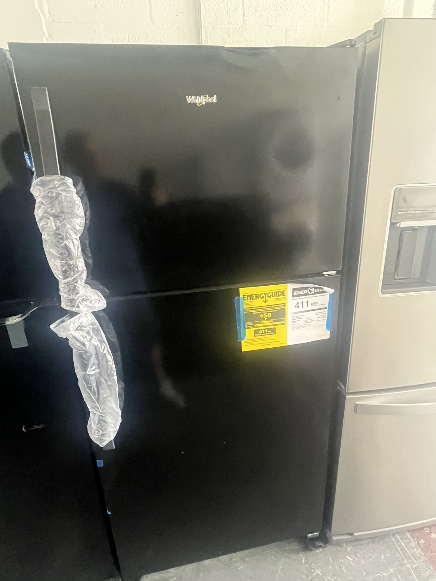 Refrigerator Whirlpool 30” New