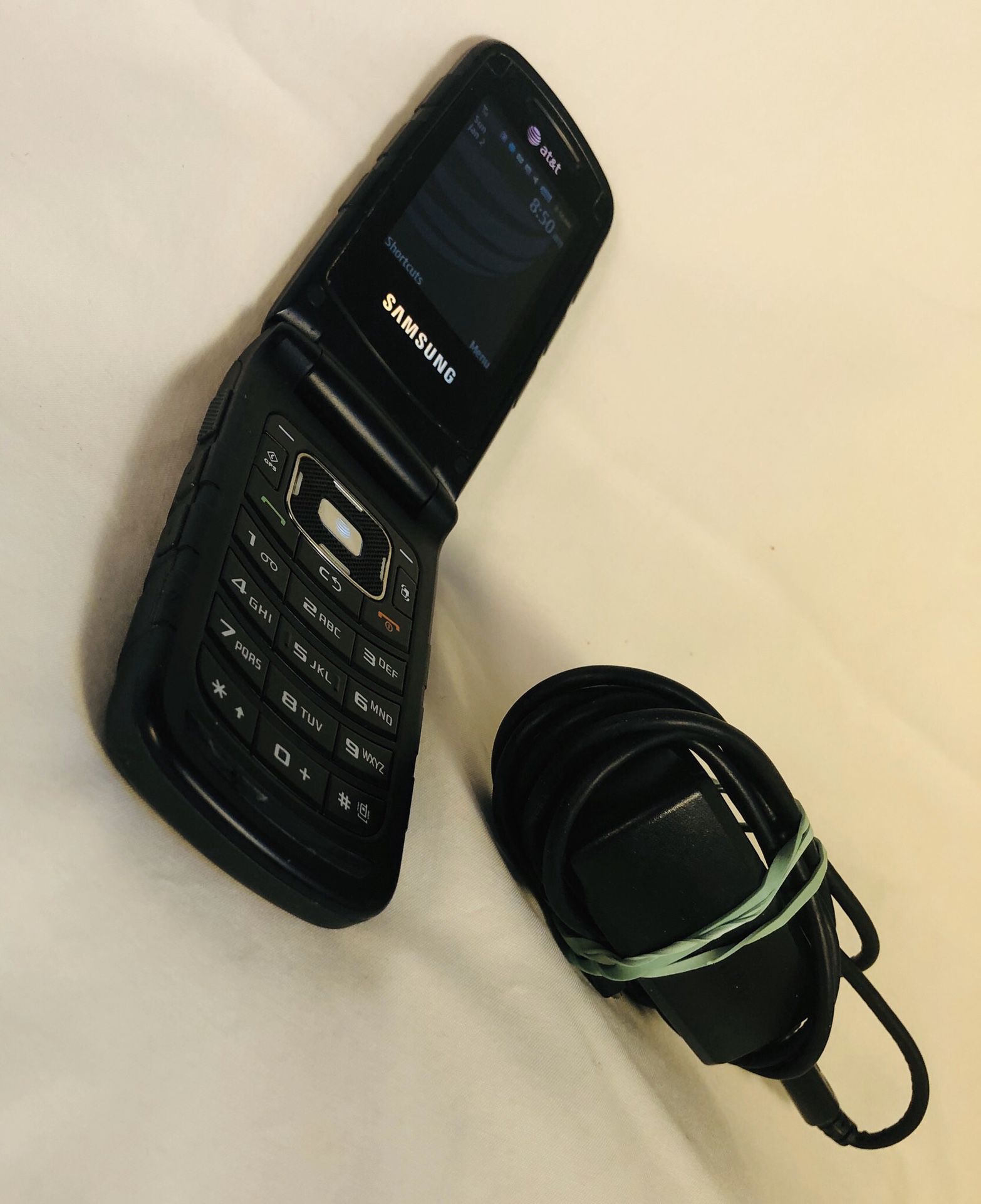 Samsung flip phone SGH-A847 AT&T with charger