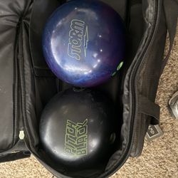 Storm Bowling Balls With Pyramid Bag