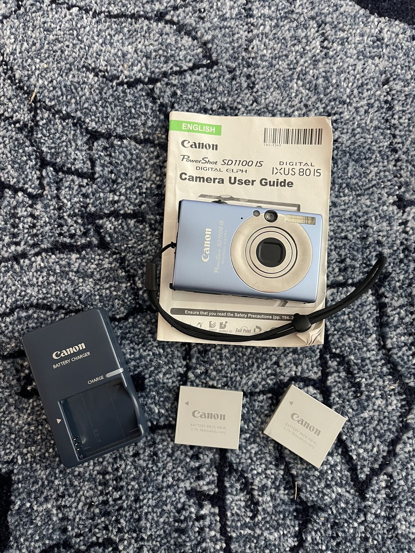 Canon PowerShot SD1100 IS - Extras Included