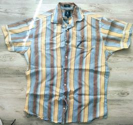 LRG Woven short sleeved stripe shirt

Size LARGE

$40

Price is FIRM 
Message if interested 
