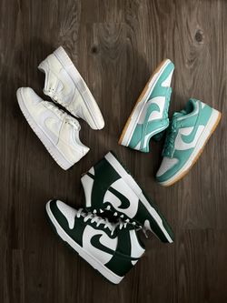 Nike Dunks