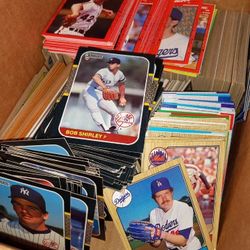 Large Box Of Hundreds Of Cards! 
