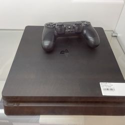 PS4 Slim