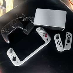 NINTENDO SWITCH OLED !! w/CRKD Nitri Deck(GOOD CONDITION) 