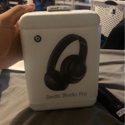 Beats Studio Pro Wireless