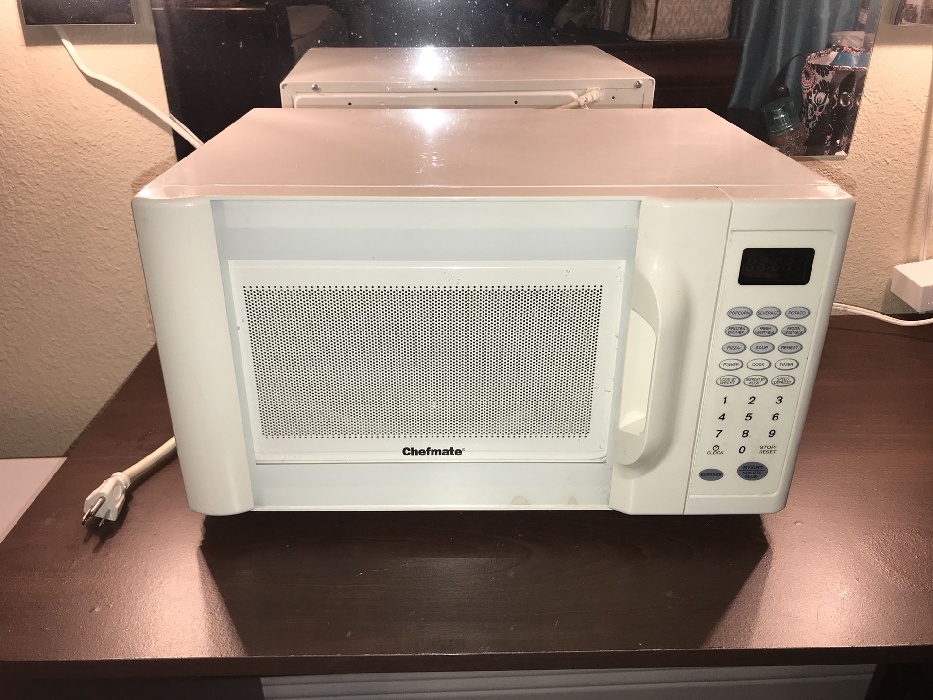 Chefmate Microwave Oven