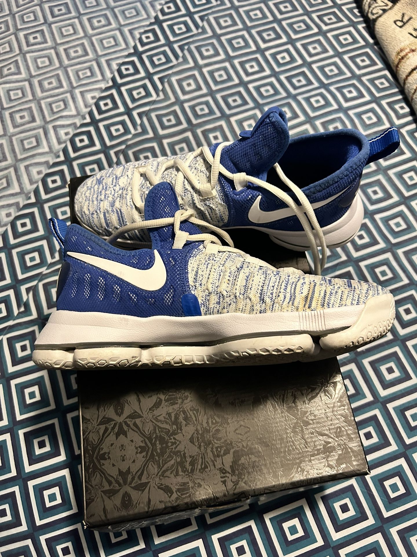 Nike