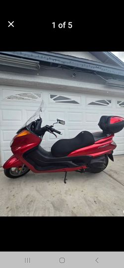 2014 yamaha scooter 400cc
