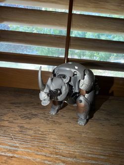 Transformers Studio Series Rhinox