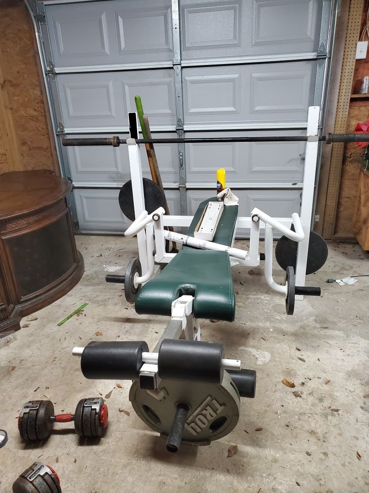 Weight bench