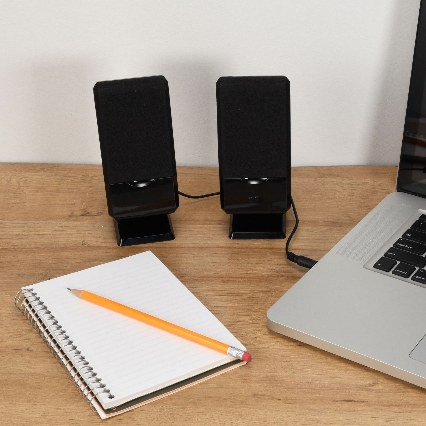 ONN Amplified PC / Stereo Speakers with 3.5mm Output