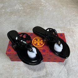 Tory Burch Sandals Size 36 (Womens 6)
