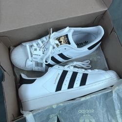 Men’s Adidas Superstar Size 10 Brand New