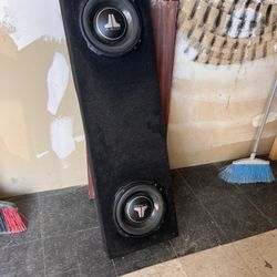 JL Audio 10TW3-D4 Subs In Sealed Box