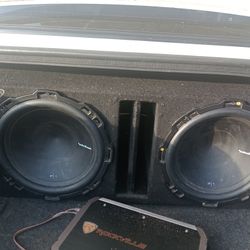 Two 12 Rockford Fosgate P1