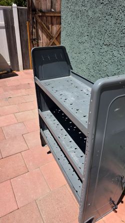 Cargo van shelve