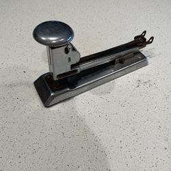 Vintage Stapler Pilot Model 402