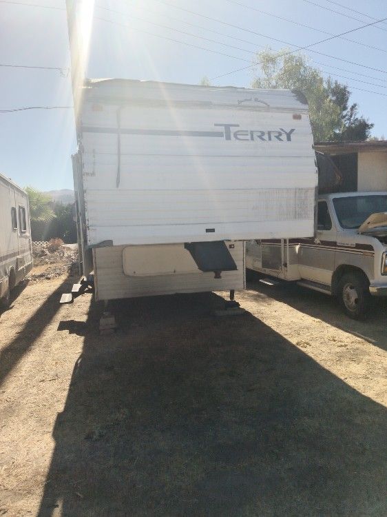 20 RVs For Sale Cheap