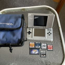 Nintendo Ds + Games 