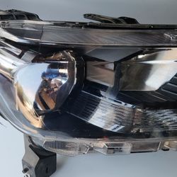 FORD RANGER 2019-2023 FRONT HEADLITGH RH  REGULAR 