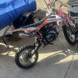Tato Dirtbike