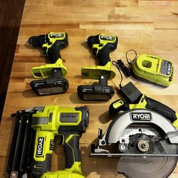 Ryobi 18 Volts Tools Bundle 