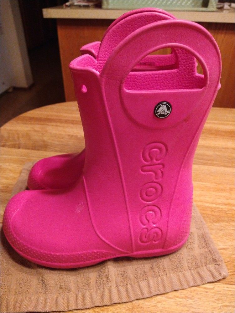 Croc Boots Girls Size 2