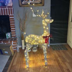 5ft Outdoor Deer Lighter Christmas Decor // Venado De Navidad Con Luces 