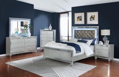 Queen Bedroom Set Silver Metallic / Juego de Cuarto Queen Plateado Metálico – Miami
