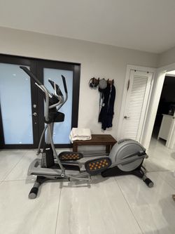 Nordic Track Elliptical E7.1