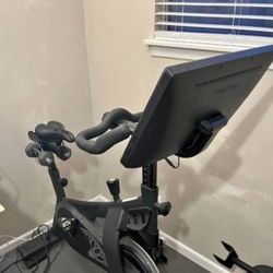 SoulCycle Indoor Bike