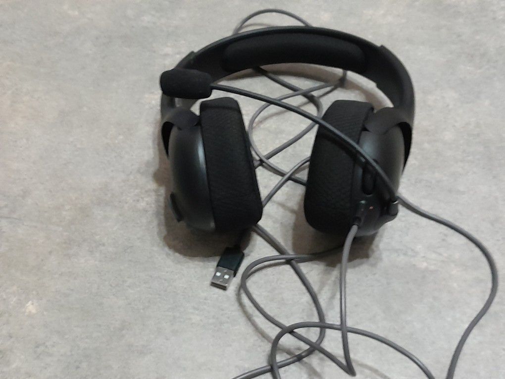 Gaming Headphones With Microphone 