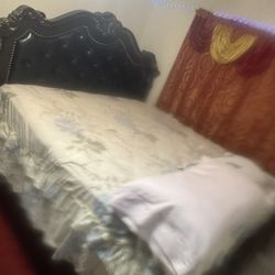 King Size Bed Black