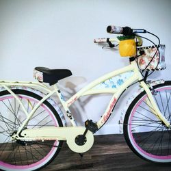 26" Kent Jimmy Buffet Margaritaville 3-Speed Cruiser Bike