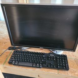Dell Computer & Keyboard