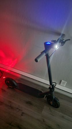 1Plus S10 Electric Scooter $180 OBO